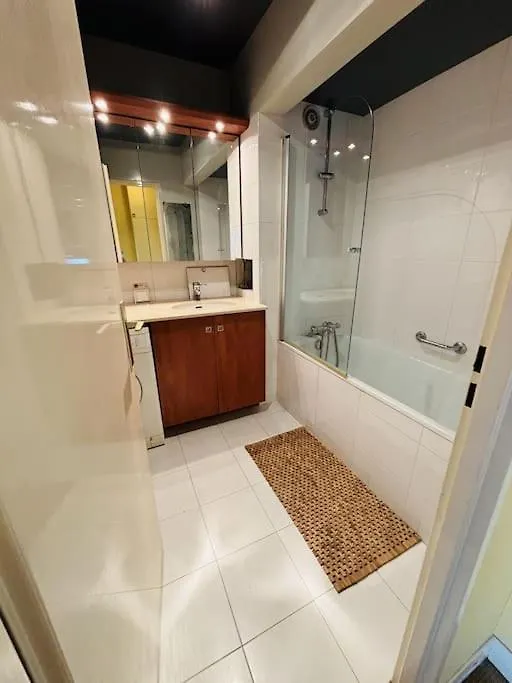 Apartment Cosy Apt Pere Lachaise-Parking Prive Paris France