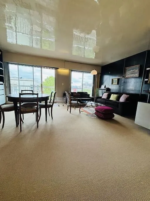 Apartment Cosy Apt Pere Lachaise-Parking Prive Paris France